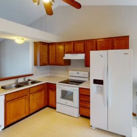 Buy this 3 bed apartment on 2493 Altenburg Court in Southwest Columbus, Grove City