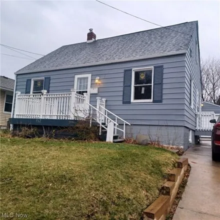 Buy this 3 bed house on 968 Austin Avenue in Akron, OH 44306