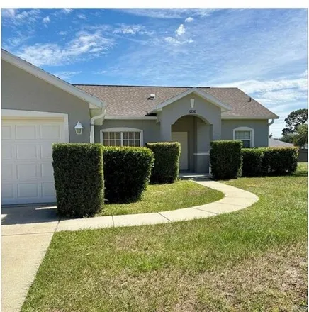 Rent this 3 bed house on West Crystal Oaks Drive in Homosassa Springs, FL 34460
