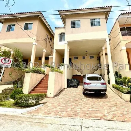 Rent this 4 bed house on Calle Las Palmeras in Distrito San Miguelito, 0000