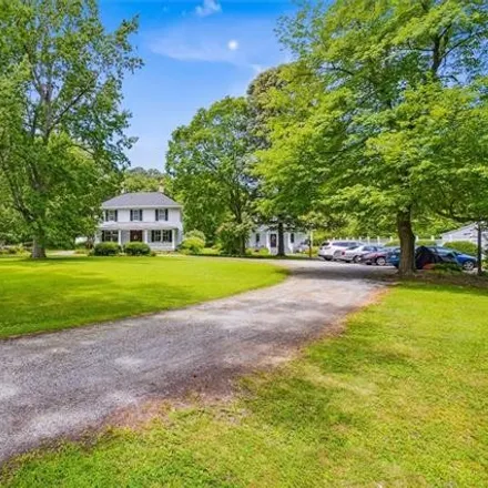 Image 4 - 11277 Buckley Hall Road, Mathews, Mathews County, VA 23109, USA - House for sale