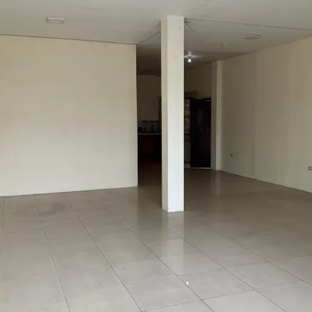 Rent this 3 bed house on 1° Peatonal 33 NO in 090704, Guayaquil