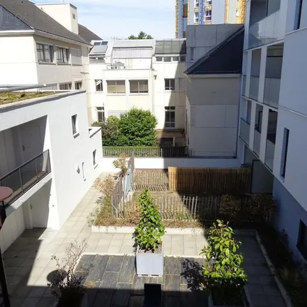 Rent this 1 bed apartment on La Souris d'Agneau in Rue Fénelon, 44000 Nantes