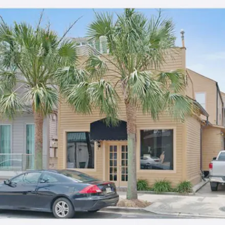 Rent this 1 bed apartment on 5014 Prytania Street