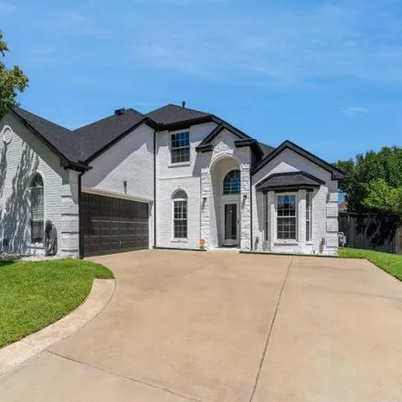 Buy this 5 bed house on 243 Fort Edward Drive in Arlington, TX 76002