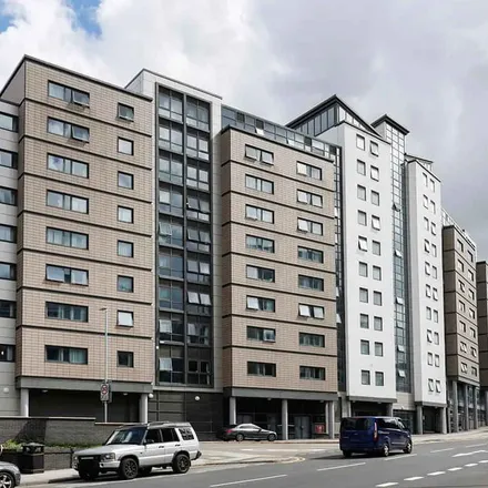 Image 5 - Park Lane, Leeds, LS3 1EF, United Kingdom - Apartment for rent