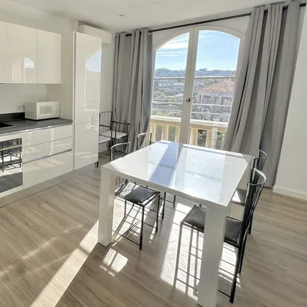 Rent this 2 bed apartment on 83990 Saint-Tropez