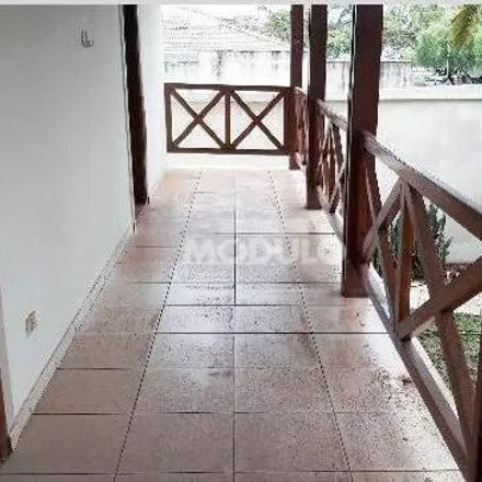 Buy this 5 bed house on Avenida Francisco Galassi in Morada da Colina, Uberlândia - MG