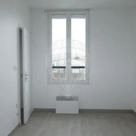 Image 7 - 21 Avenue Gabriel Péri, 95100 Argenteuil, France - Apartment for rent