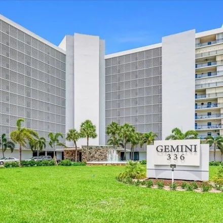 Image 3 - 336 Golfview Rd Apt 518, North Palm Beach, Florida, 33408 - Condo for sale