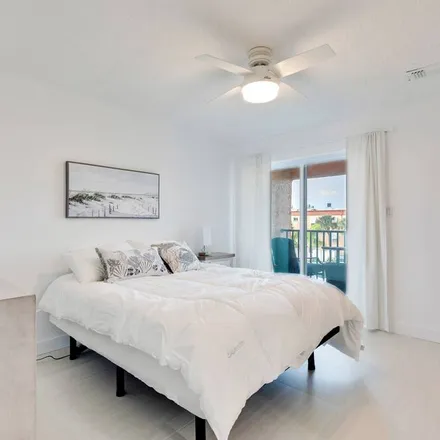 Image 1 - Saint Pete Beach, FL, 33706 - Apartment for rent