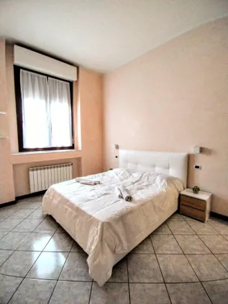 Image 4 - Welcoming 1-bedroom apartment a stone's throw from the Crescenzago metro station  Milan 20132 - Apartment for rent
