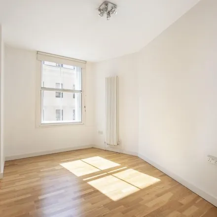 Image 4 - 65 Chandos Place, London, WC2N 4HS, United Kingdom - Apartment for rent