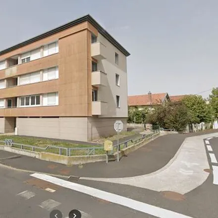 Rent this 4 bed apartment on Avenue de Bange in 63500 Issoire, France