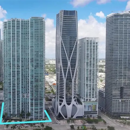 Buy this 3 bed condo on 900 Biscayne Bay in Northeast 9th Street, Miami