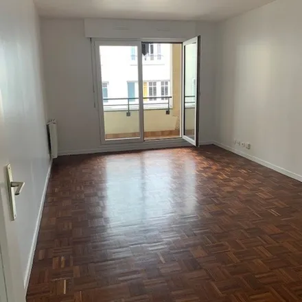 Rent this 3 bed apartment on 1 v Place Gambetta in 75020 Paris, France