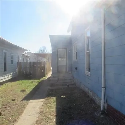 Image 3 - 154 West 3rd Avenue, Garnett, KS 66032, USA - House for sale