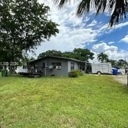 Image 3 - 3193 Southwest 12th Place, Fort Lauderdale, FL 33312, USA - House for sale