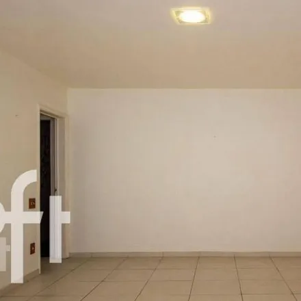 Buy this 3 bed apartment on Univeritas in Rua Marquês de Abrantes 55, Flamengo