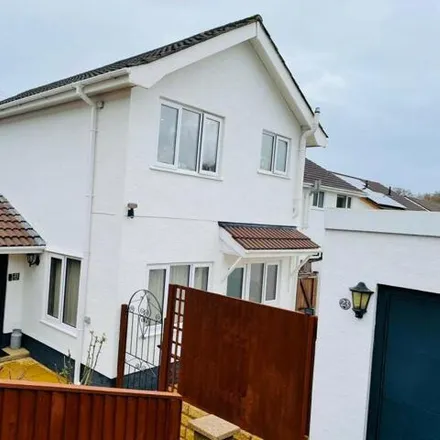 Buy this 3 bed house on Bishwell Road in Gowerton, SA4 3AU