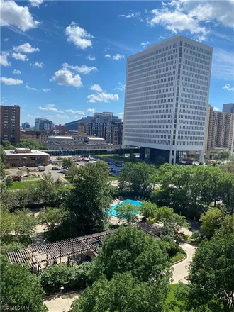 Buy this 1 bed condo on River Towers A in Hennepin Avenue, Minneapolis