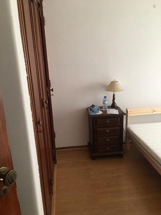 Rent this 3 bed room on Rua Ramalho Ortigão in 2855-385 Seixal, Portugal