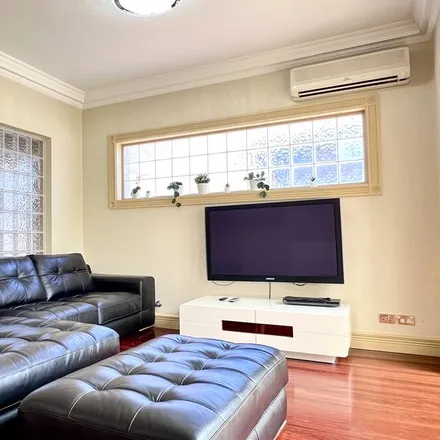 Rent this 4 bed house on Chatswood NSW 2067
