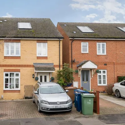 Rent this 4 bed house on 34 Thames View Road in Oxford, OX4 4US