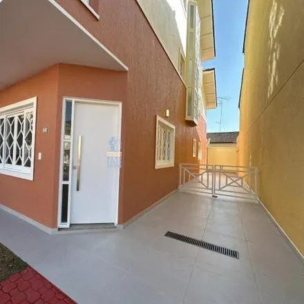 Buy this 4 bed house on Rua Cachoeira 2752 in Picanço, Guarulhos - SP