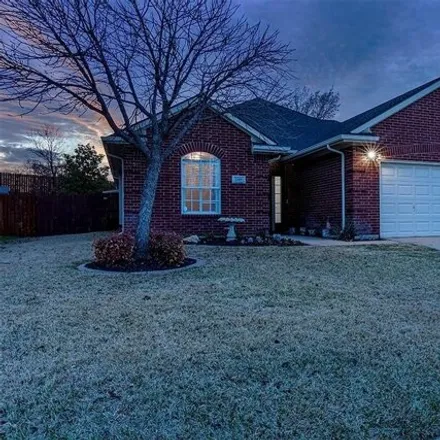 Buy this 3 bed house on 2139 Belmont Drive in Roanoke, TX 76262