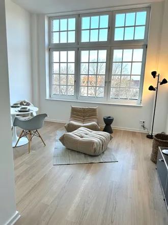 Rent this 3 bed apartment on ehem. Karl Krause Fabrik in Theodor-Neubauer-Straße, 04318 Leipzig