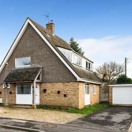 Buy this 4 bed house on Fosseway Close in Moreton-in-Marsh, GL56 0DU