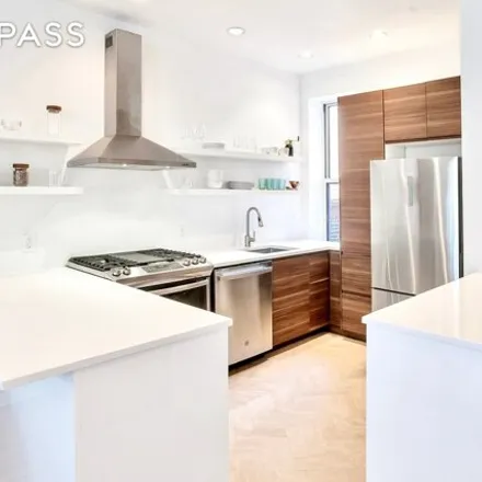 Rent this studio apartment on 153 West 80th Street in New York, NY 10024