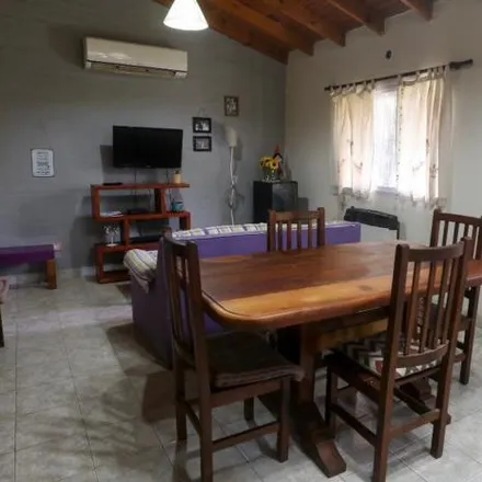 Image 1 - Elías Alippi, B1854 BBB Burzaco, Argentina - House for sale