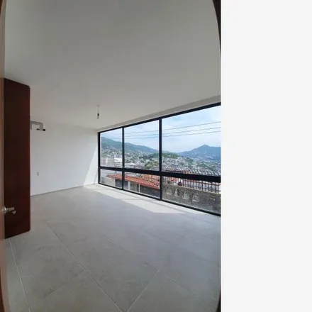 Buy this studio apartment on Avenida del Espanto in 13 de Junio, 39300 Acapulco