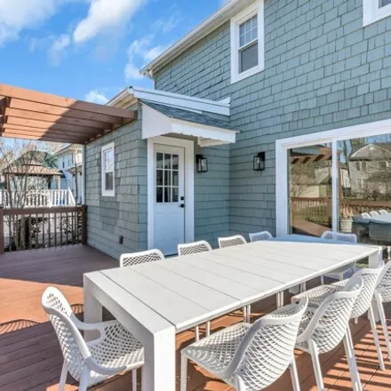 Image 7 - 224 Rockwell Avenue, Branchport, Long Branch, NJ 07740, USA - House for sale