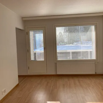 Rent this 2 bed apartment on Klaneettipolku 7 in 00420 Helsinki, Finland