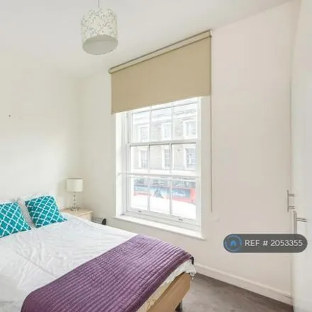 Image 7 - Regent Quarter, Bravingtons Walk, London, N1 9DW, United Kingdom - Apartment for rent