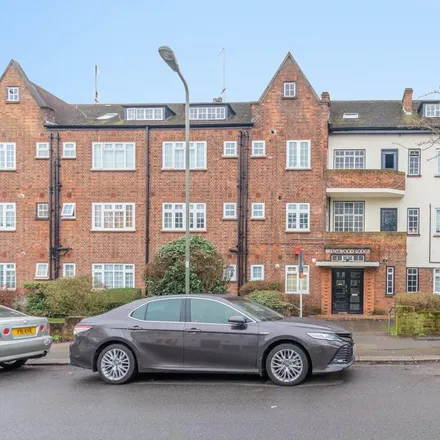 Rent this 2 bed apartment on Holmdale Gardens in London, NW4 2LY