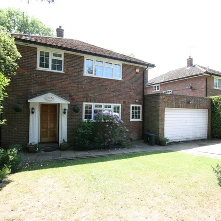 Rent this 4 bed house on The Avenue in London, HA6 2NJ