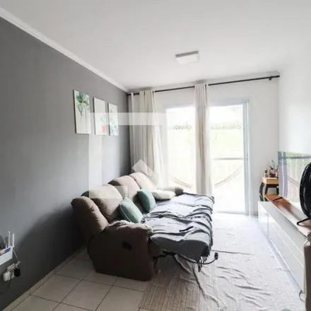 Rent this 3 bed apartment on Rua Tanque Velho in Vila Tupi, Várzea Paulista - SP