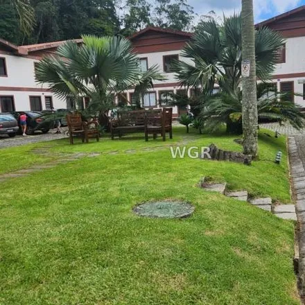 Buy this 2 bed apartment on Rua Colombia in Quitandinha, Petrópolis - RJ