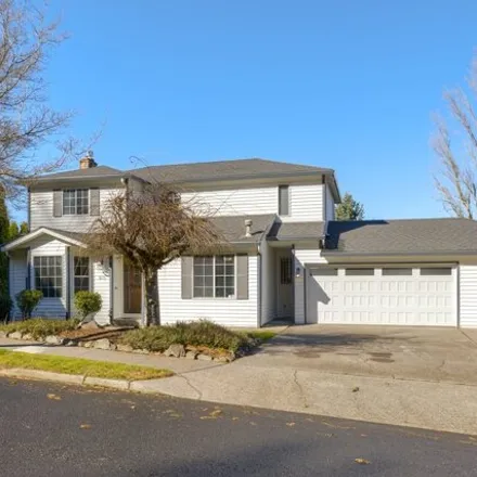 Buy this 4 bed house on 911 Southwest 8th Street in Gresham, OR 97080