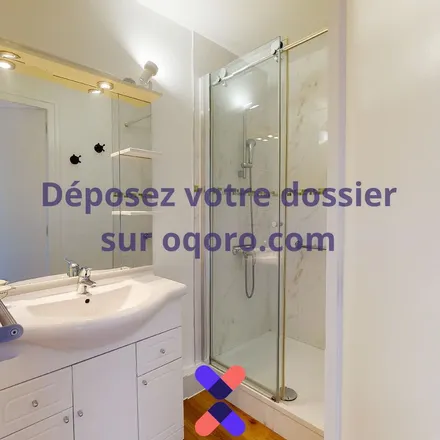 Image 2 - 30 Rue de Montribloud, Tassin-la-Demi-Lune, France - Apartment for rent