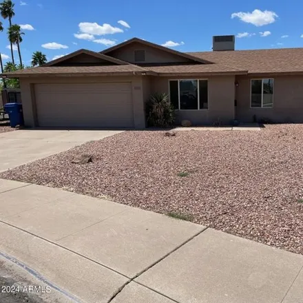Rent this 4 bed house on 2698 South Juniper Street in Tempe, AZ 85282