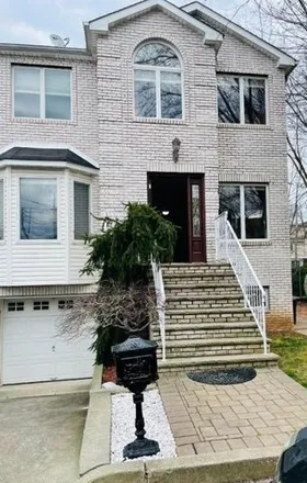 Buy this 3 bed house on 20 Gabriele Court in New York, NY 10312