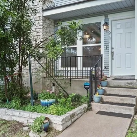 Image 3 - 6737 Old Quarry Lane, Austin, TX 78731, USA - Townhouse for rent