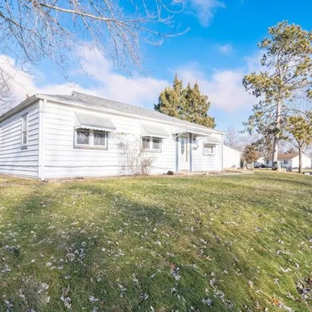 Image 2 - 219 Kaskaskia Road, Marquette Heights, Tazewell County, IL 61554, USA - House for sale