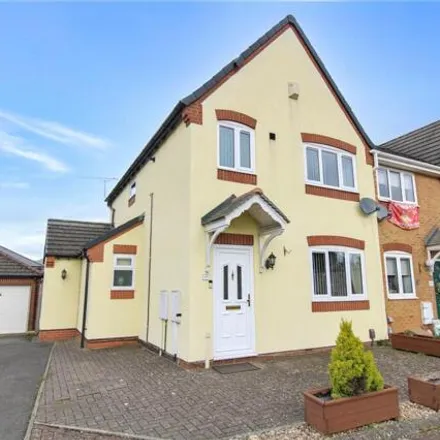 Buy this 3 bed house on May Close in Swindon, SN2 1XA