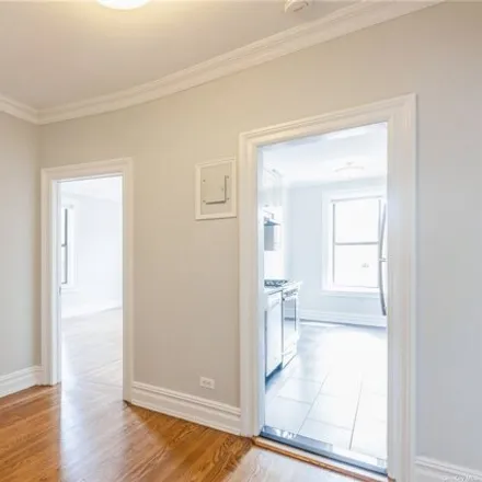 Image 6 - Maple Court, 81st Street, New York, NY 11372, USA - Apartment for sale
